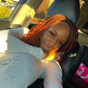 Meet your Posher, Paris & co.